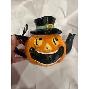 Vintage Pumpkin Design Teapot